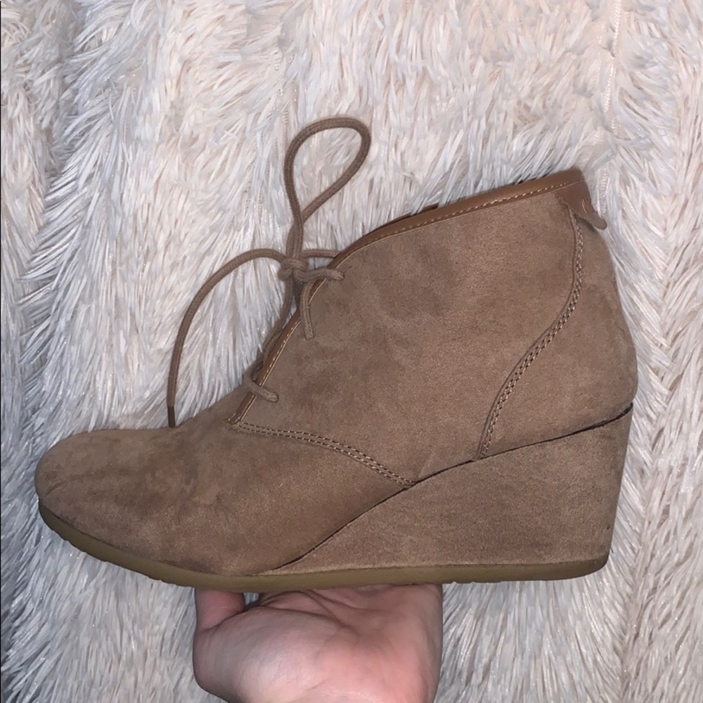 Tan Heeled Tie-Up Booties
